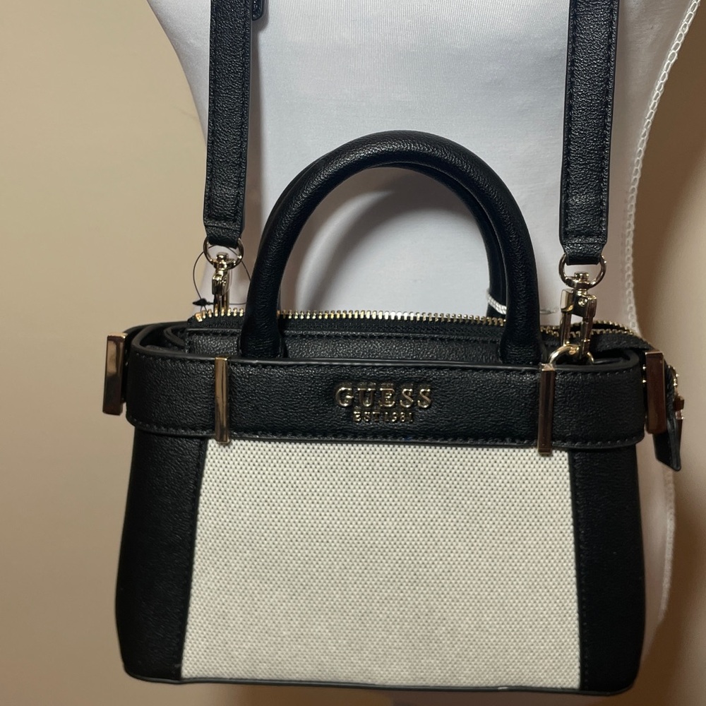 Guess Black and Cream Handbag
